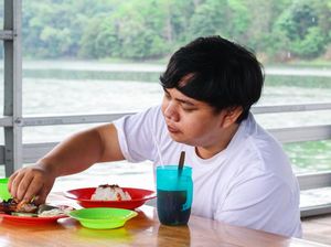 Selain Lebih Alami, Makan Pakai Tangan Juga Banyak Manfaat Sehatnya
