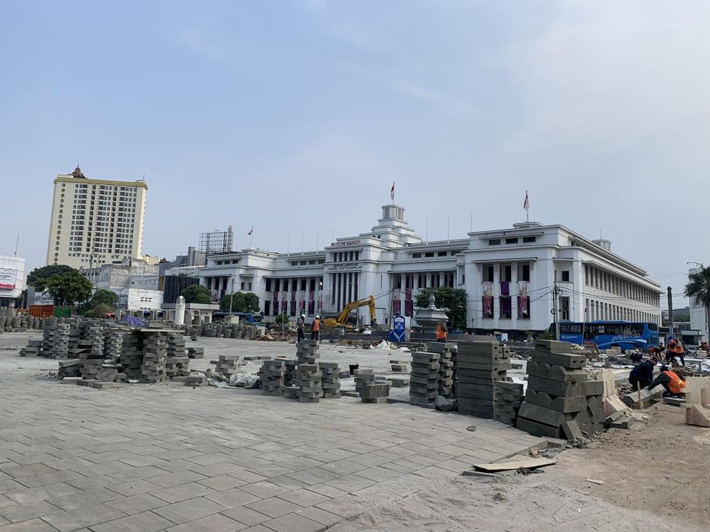 Penataan Jalur Pedestrian Kota Tua Jakarta Ditargetkan Selesai Agustus