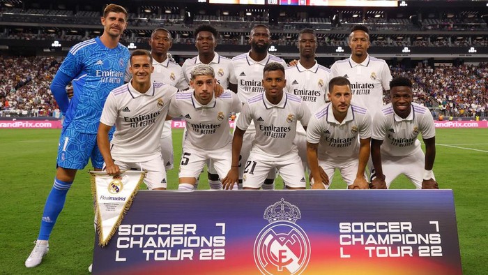 LAS VEGAS, NEVADA - JULY 23: Real Madrid starting lineup during the preseason friendly match between Real Madrid and Barcelona at Allegiant Stadium on July 23, 2022 in Las Vegas, Nevada. (Photo by Antonio Villalba/Real Madrid via Getty Images)