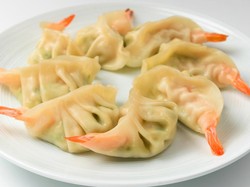 Resep Pangsit Ayam dan Udang Kukus yang Gurih Lembut