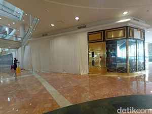 Pengelola Selidiki Sebab Kebakaran Tenant Minuman di Plaza Senayan