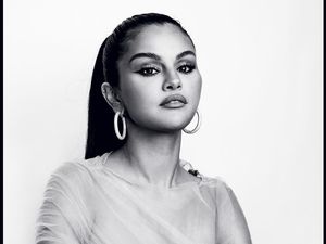 Tanggapan Selena Gomez Usai Hailey Bieber Bantah Rebut Justin Bieber Tanggapan Selena Gomez Usai Hailey Bieber Bantah Rebut Justin Bieber