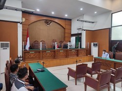 Hakim Nilai Tak Ada Konflik Kepentingan Antara BW-Mardani Maming