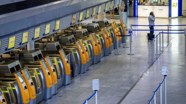 Suasana Bandara di Jerman Saat Pekerja Mogok Massal