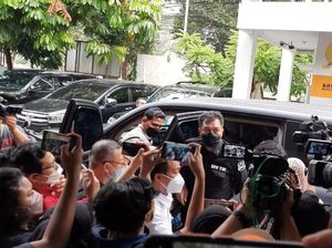 Tim Siber dan Labfor Polri Penuhi Panggilan Komnas HAM Tim Siber dan Labfor Polri Penuhi Panggilan Komnas HAM