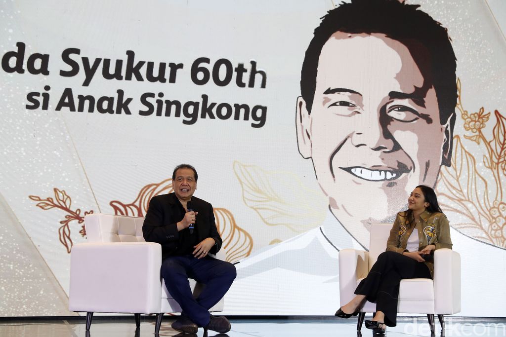 Chairman CT Corp Chairul Tanjung mengundang 60 orang terpilih untuk makan malam dan berdialog bersama. Acara berlangsung di gedung Trans TV, Jakarta.