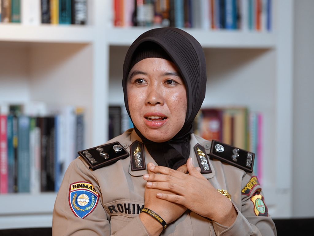 Kisah Menyentuh Awal Mula Aipda Rohimah Polwan Kampung Jadi Polisi