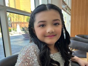 Keren! Arsy Borong 14 Penghargaan dari Ajang Nyanyi di Amerika Keren! Arsy Borong 14 Penghargaan dari Ajang Nyanyi di Amerika