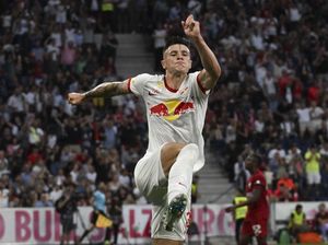 Aksi Benjamin Sesko, Incaran MU yang Beri Liverpool Kekalahan Pramusim Aksi Benjamin Sesko, Incaran MU yang Beri Liverpool Kekalahan Pramusim