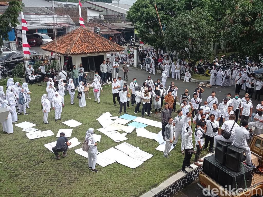 Tenaga Honorer Resah Pemkot Tasik Tak Mampu Gaji PPPK Tenaga Honorer Resah Pemkot Tasik Tak Mampu Gaji PPPK