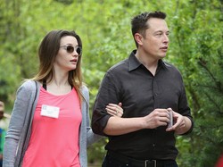 Heboh Kabar Elon Musk Beli Manchester United