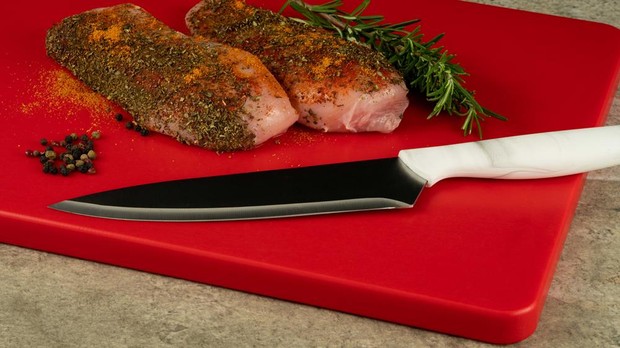 Ilustrasi talenan merah/Foto: dok. Plastic Chopping Boards Ilustrasi talenan merah