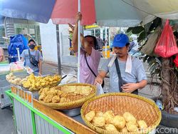 Jajan Steak BO hingga Dimsum Prasmanan di Belakang Apartemen Kalibata City