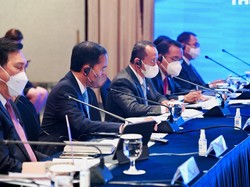 Jokowi Bertemu Para CEO di Korsel: Kalau Ada Masalah Sampaikan ke Saya