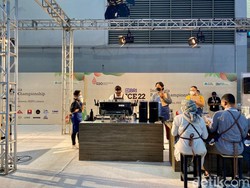 Kompetisi Barista di Food and Hotel Indonesia 2022 Berlangsung Sengit