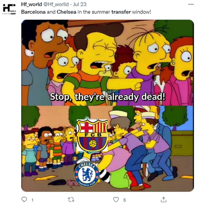 Meme kocak Chelsea kena tikung Barcelona di bursa transfer.