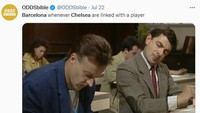 Banyak penggemar menilai Barcelona mencontek rencana transfer Chelsea. (Foto: Twitter)