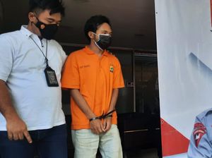 @rakyatjelata_98 Terancam 6 Tahun Bui gegara Sebar Hoax soal Irjen Sambo @rakyatjelata_98 Terancam 6 Tahun Bui gegara Sebar Hoax soal Irjen Sambo