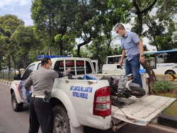 Penumpang Motor yang Tertabrak Truk Sampah DLH DKI Meninggal