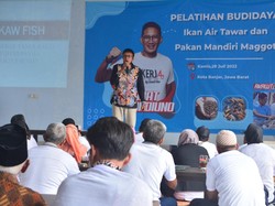 Relawan Sandi Uno Beri Pelatihan Budidaya Ikan Air Tawar di Banjar