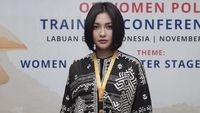 Potret Rita Yuliana, Polwan Pencuri Perhatian Katanya Mirip Anya Geraldine