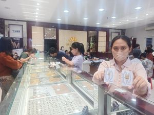 Harga Emas Antam di Denpasar Naik Jadi Rp1.025.000 Per Gram