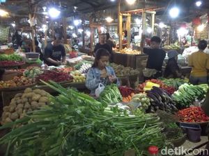 Harga Sayuran di Purwakarta Mulai Turun, tapi Belum Normal