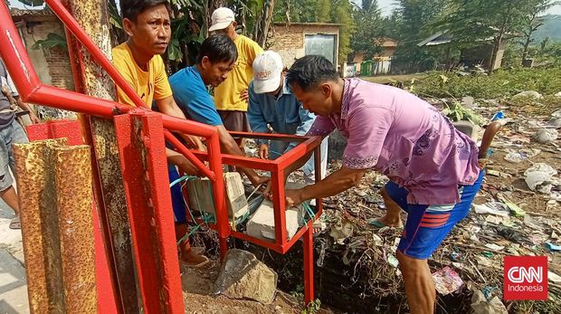 asyarakat kini telah membangun palang perlintasan kereta api di jalur maut odong-odong yang menegaskan 9 orang dan melukai 24 penumpang lainnya. Masyarakat Desa Silebu, Kecamatan Kragilan, Kabupaten Serang, Banten, urunan uang untuk membangunnya.