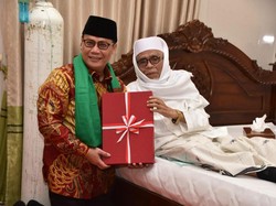 Ahmad Basarah Kunjungi Ponpes Lombok, Bicarakan Kepemimpinan Perempuan