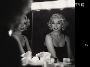 10 Penampilan Ana de Armas di Film Blonde, Mirip Banget Marilyn Monroe
