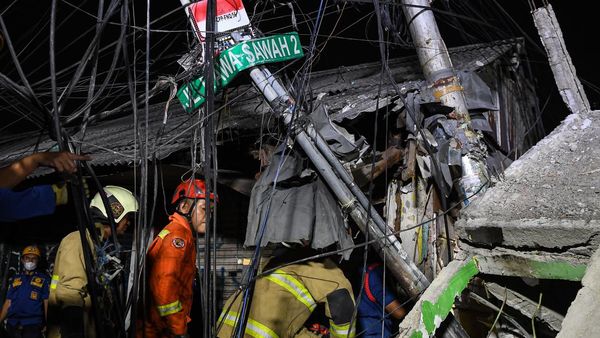 Bangunan Roboh di Johar Baru Jakpus, 1 Orang Tewas