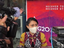 Terseret Lagi soal Duit dari Ricky Pagawak, Brigita Manohara Bilang Begini