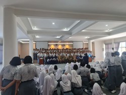 Di SMAT Krida Nusantara, Taruna Akpol Sosialisasi Tes Masuk