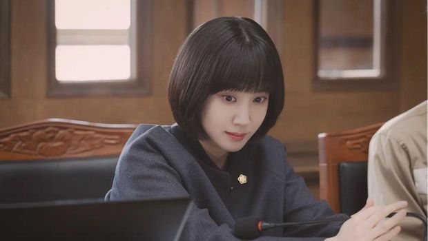 Drama Korea Extraordinary Attorney Woo