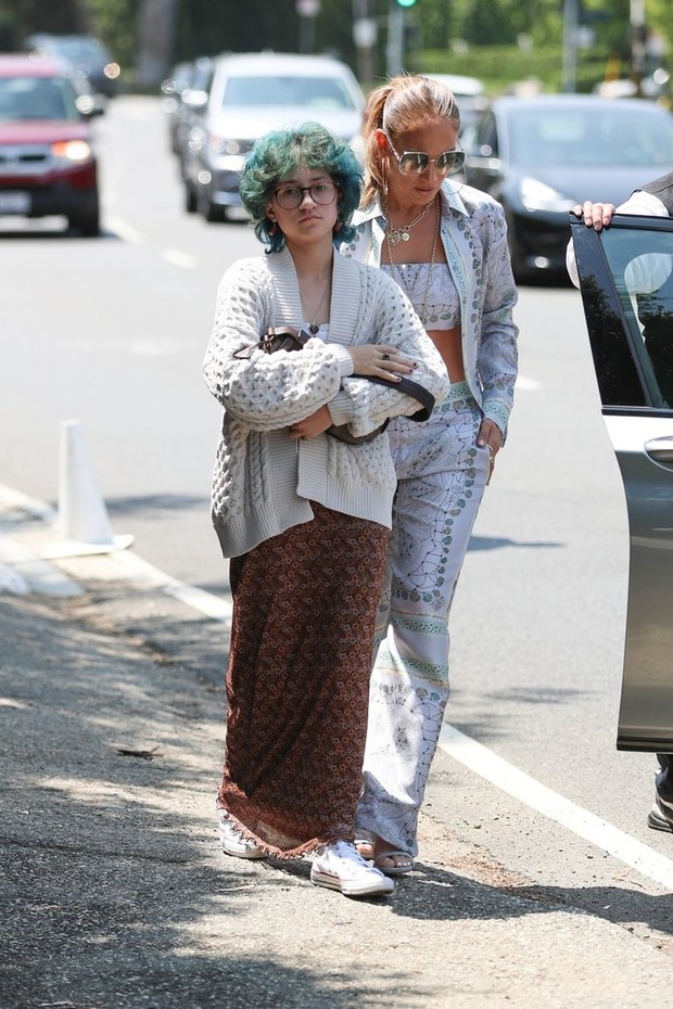 Emma Muniz with Granny chic/ foto: Elle.si
