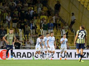 Vladimir Putin, La-la-la-la Bikin Klub Turki Terancam Sanksi