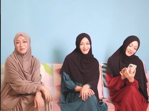 Angelina Sondakh Singkirkan Koleksi Bikini Setelah Hijrah dan Pakai Hijab Angelina Sondakh Singkirkan Koleksi Bikini Setelah Hijrah dan Pakai Hijab
