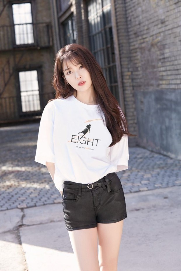 Gaya fashion IU