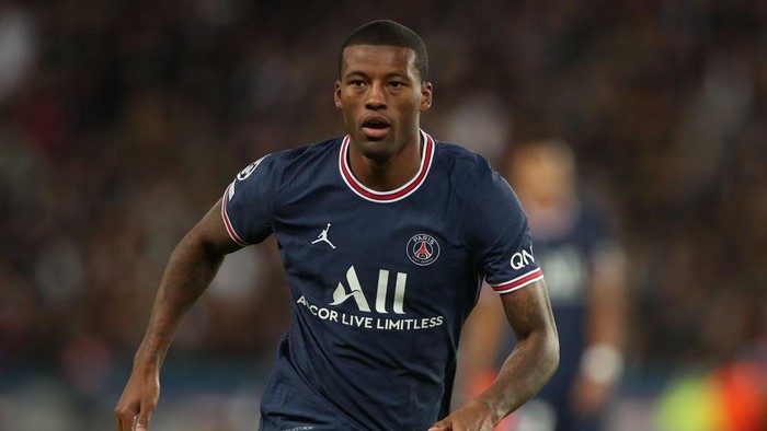 PARIS, FRANCE - SEPTEMBER 28: Georginio Wijnaldum of PSG during the UEFA Champions League group A match between Paris Saint-Germain and Manchester City at Parc des Princes on September 28, 2021 in Paris, France. (Photo by Robbie Jay Barratt - AMA/Getty Images)