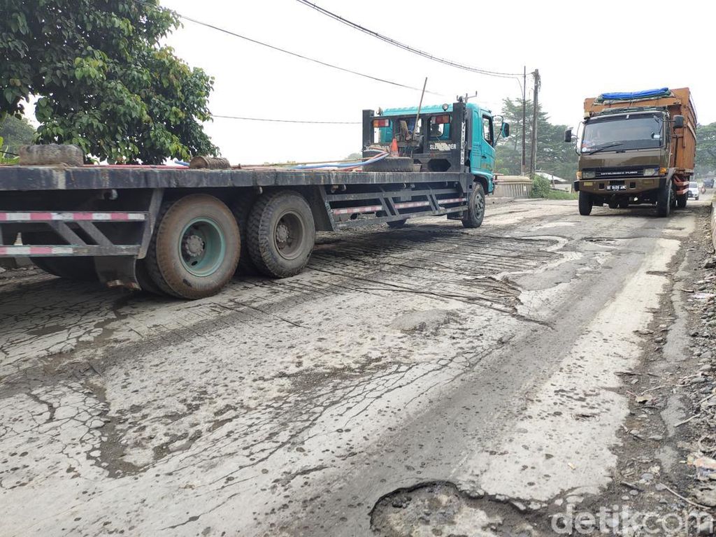 Jl Ir Sutami Masih Rusak, Warga Tunggu Perbaikan yang Tak Kunjung Dimulai