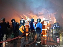 Gudang Cat di Cemani Sukoharjo Ludes Terbakar