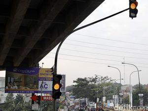 Rekomendasi KNKT Buntut Kecelakaan Maut Cibubur: Lampu Merah CBD Dihilangkan Rekomendasi KNKT Buntut Kecelakaan Maut Cibubur: Lampu Merah CBD Dihilangkan