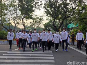 Buka Germas, Menko Muhadjir dan Menkes Dadah-dadah di Zebra Cross PMK Buka Germas, Menko Muhadjir dan Menkes Dadah-dadah di Zebra Cross PMK