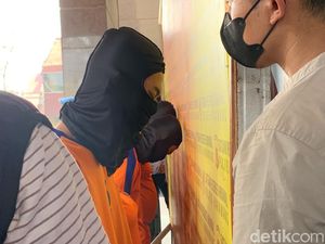 Aksi Pasutri Berbagi Peran Gasak Motor Terpakir di Karawang