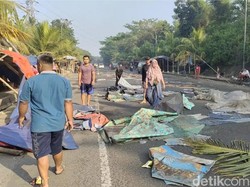 Aksi Protes Pedagang Cincau di Cianjur gegara Lapaknya Ditertibkan
