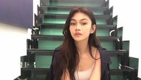 8 Foto Sasikirana, Atlet Ice Skating Anak Anjasmara yang Mirip Ariel Tatum