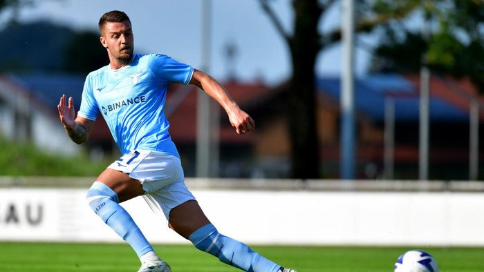 GRASSAU, GERMANY - JULY 27: Sergej Milinkovic Savic of SS Lazio in action during the SS Lazio v Genoa CFC pre season friendly match on July 27, 2022 in Grassau, Germany. (Photo by Marco Rosi - SS Lazio/Getty Images)