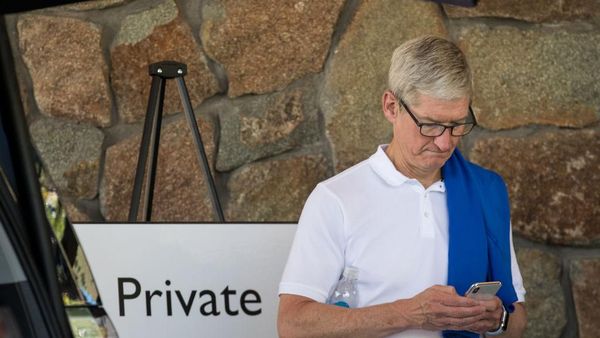 Gaya Crazy Rich Dunia Saat Ngumpul, Ada yang Acak-acakan