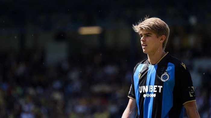 Club Brugges Belgian midfielder Charles De Ketelaere looks on during a Belgian Pro League play-off football match between Royale Union Saint-Gilloise and Club Brugge KV in Brussels, on May 8, 2022. (Photo by Kenzo TRIBOUILLARD / AFP) (Photo by KENZO TRIBOUILLARD/AFP via Getty Images)