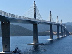 Jembatan Made In China di Kroasia Bikin Wajah Pantai Adriatik Berubah Total